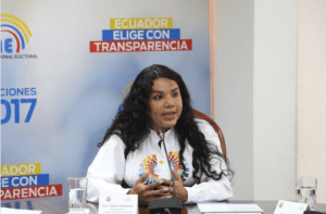 Diane Rodriguez habla ante el Consejo Nacional Electoral