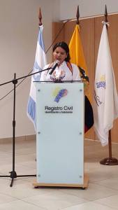 Diane Rodriguez logra logro el cambio de sexo por genero en la cedula de identidad para trans travestis transgeneros transexuales en Ecuador del registro civil (10)