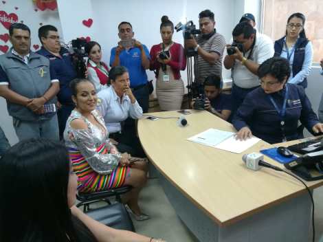 fotos del 2do matrimonio homosexual en Ecuador de Gina y Veronica en Santo Domingo de los Tsashilas 3.jpg